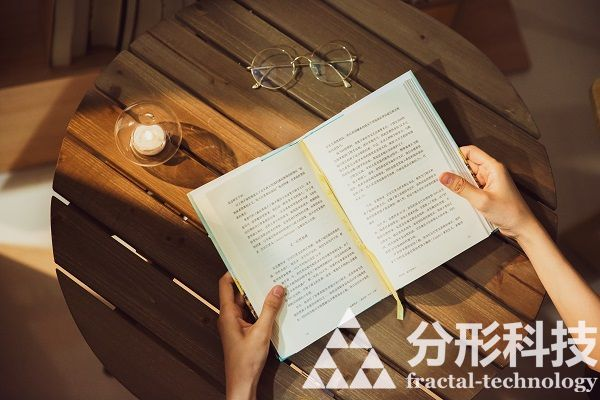 現(xiàn)代化大學網(wǎng)站建設：推動教育與技術的融合